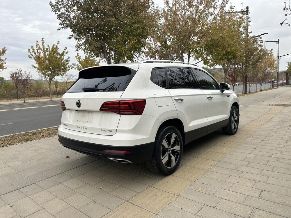 Volkswagen Tharu