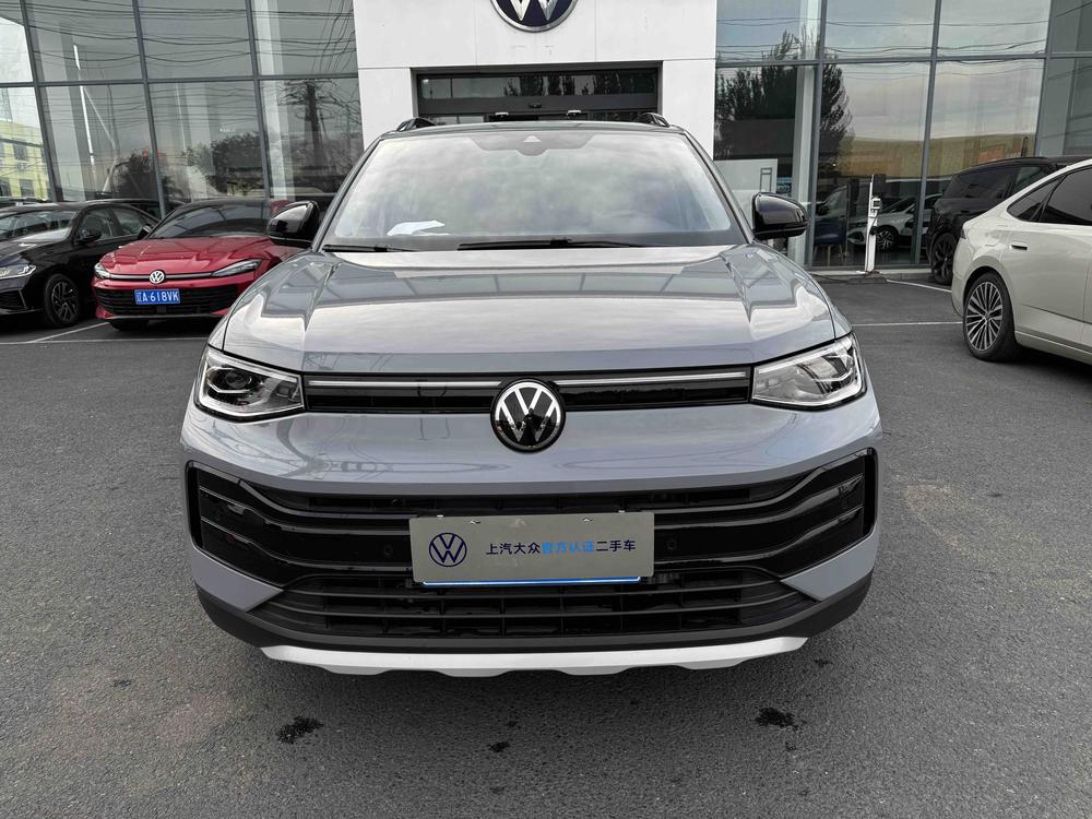 Volkswagen Tharu