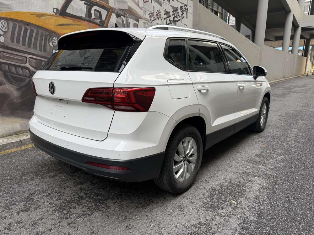 Volkswagen Tharu