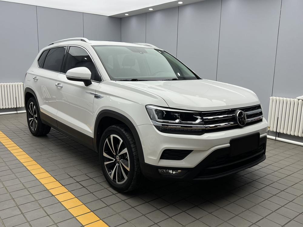 Volkswagen Tharu