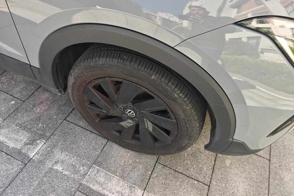 Volkswagen Tharu