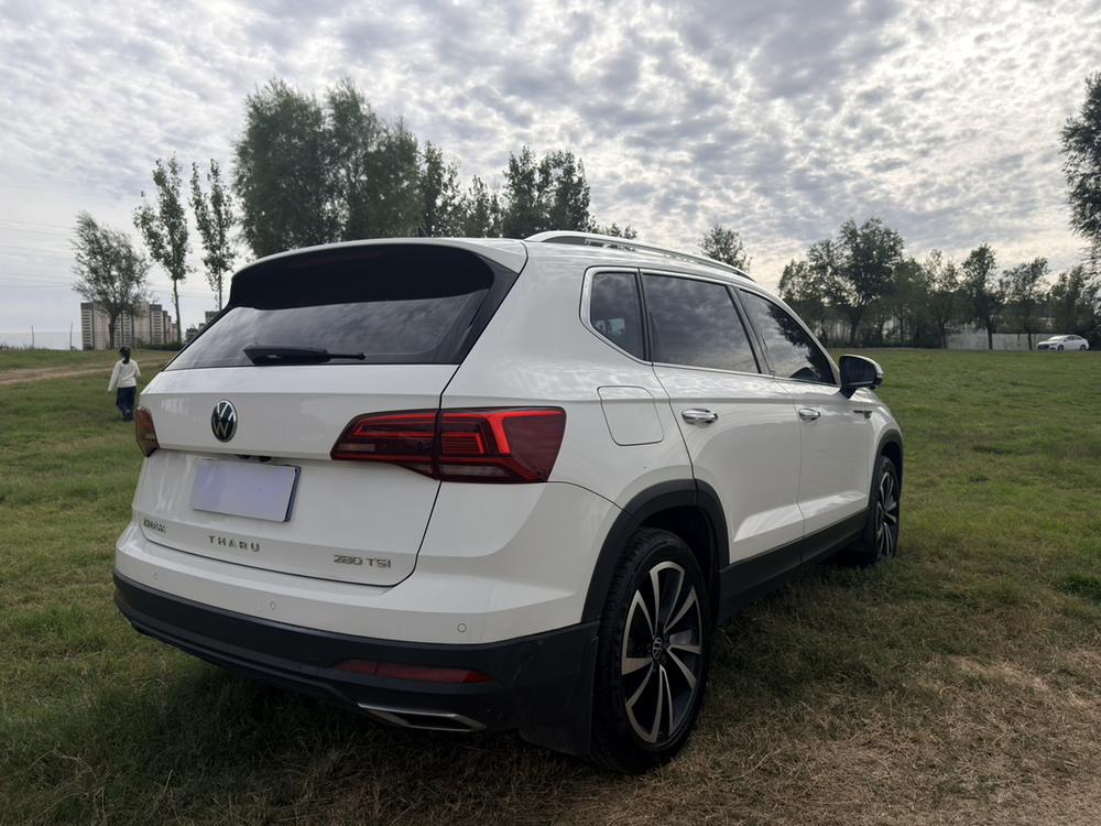 Volkswagen Tharu