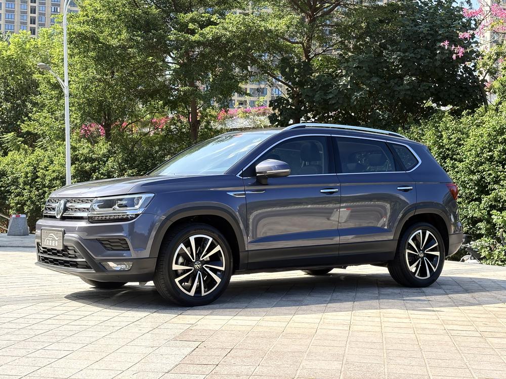 Volkswagen Tharu