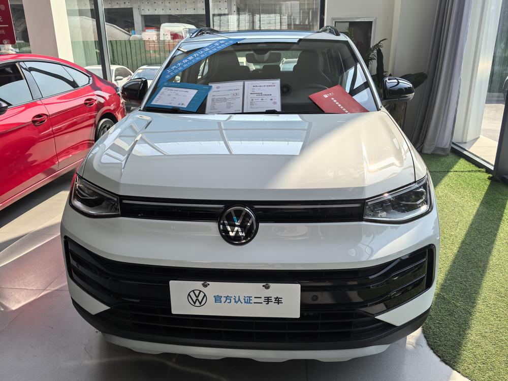Volkswagen Tharu