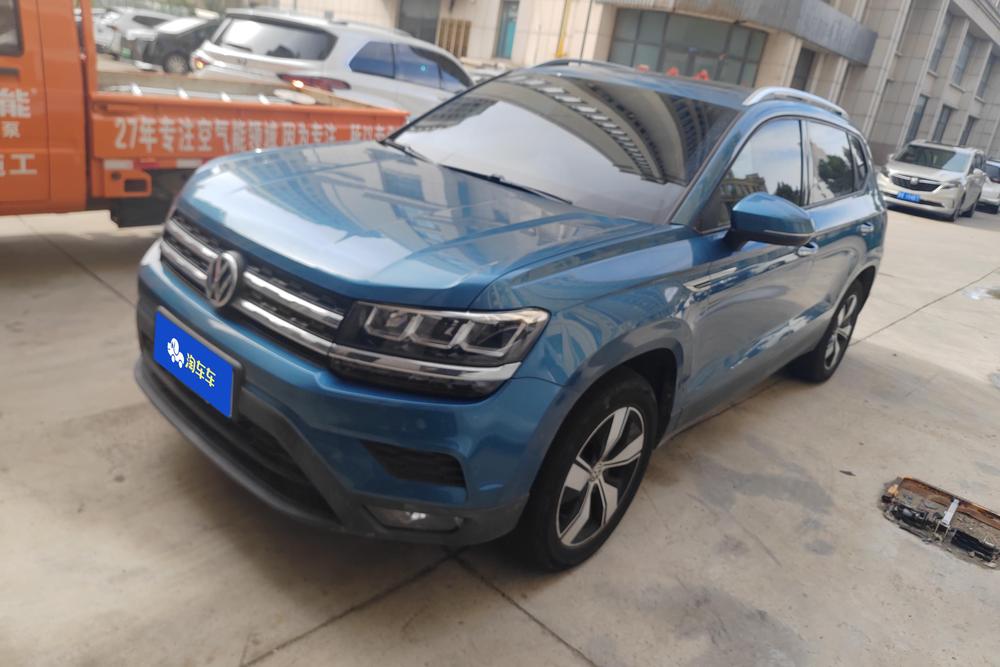 Volkswagen Tharu