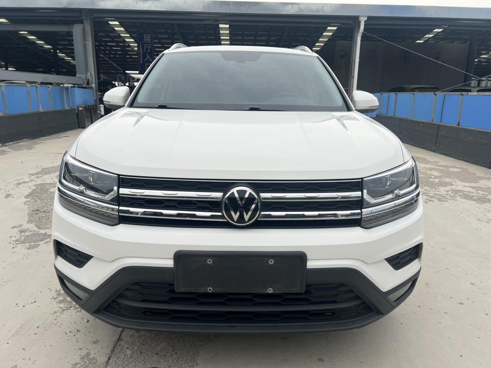 Volkswagen Tharu