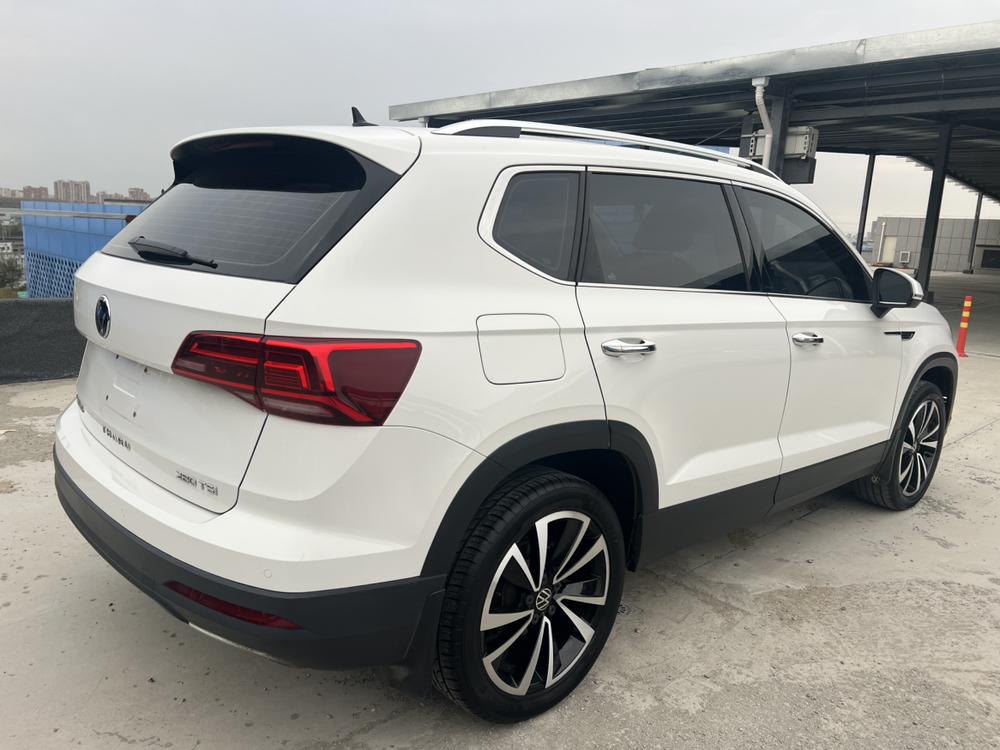 Volkswagen Tharu