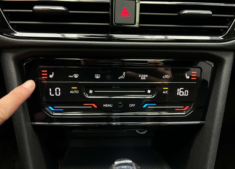 Volkswagen Tharu