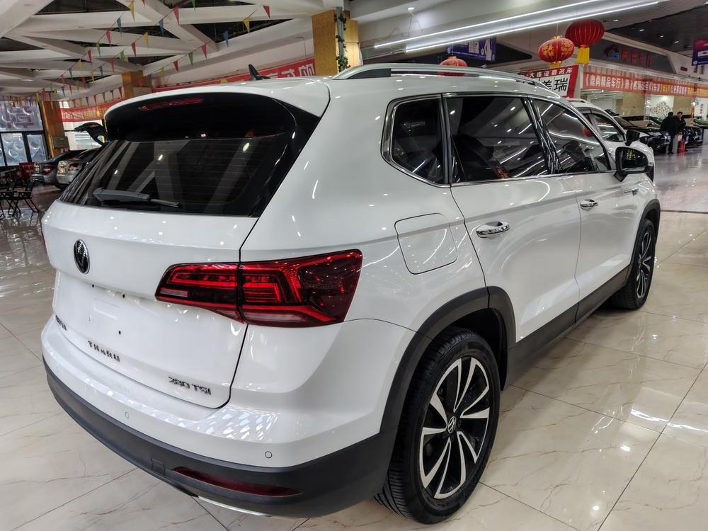 Volkswagen Tharu