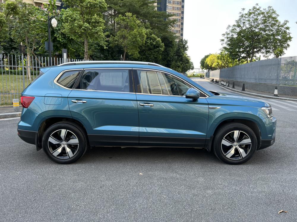 Volkswagen Tharu