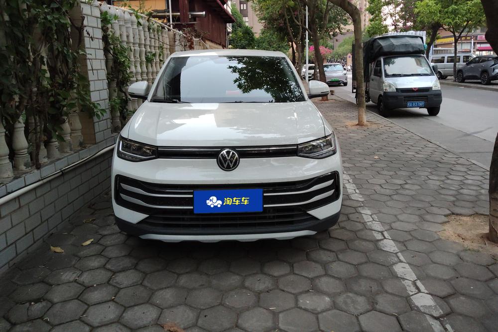 Volkswagen Tharu