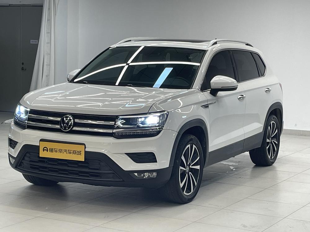 Volkswagen Tharu