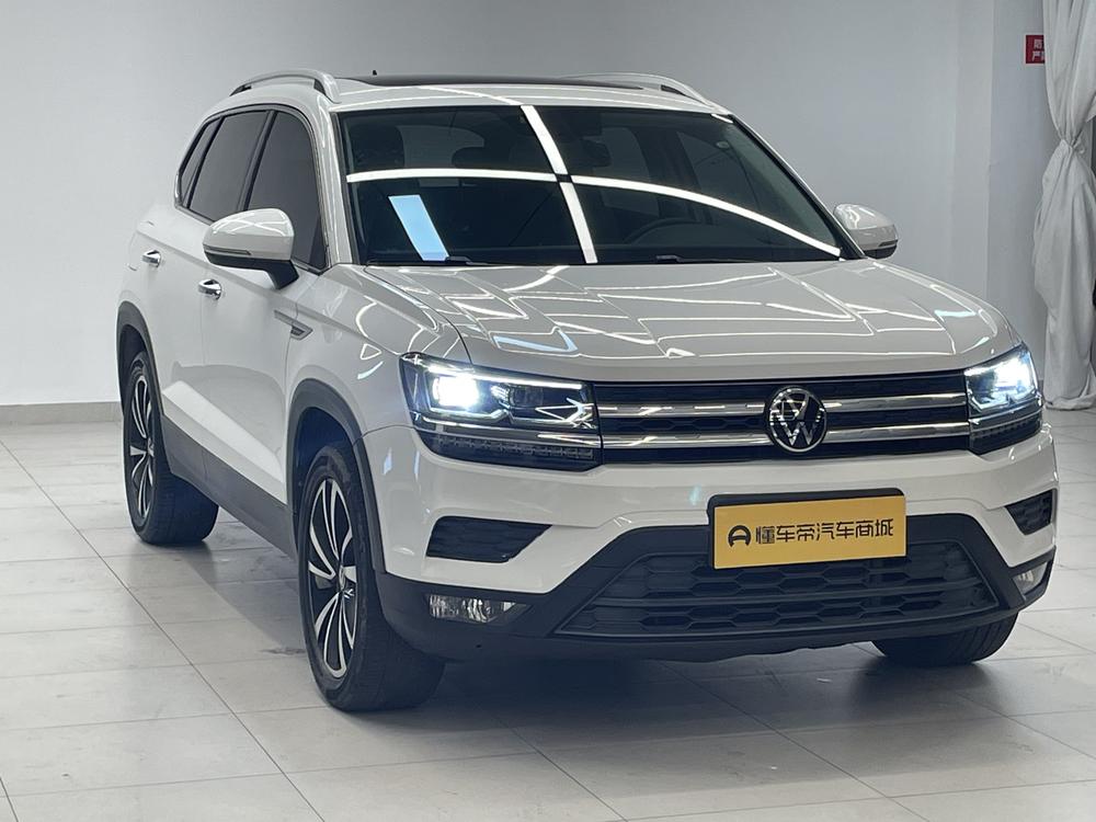 Volkswagen Tharu