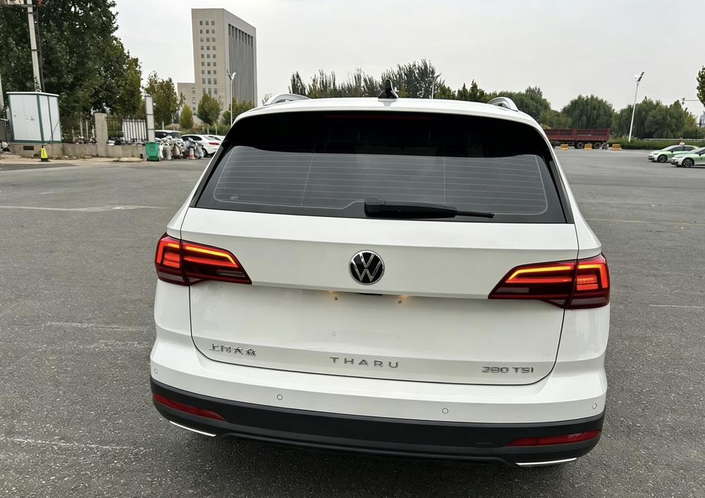 Volkswagen Tharu