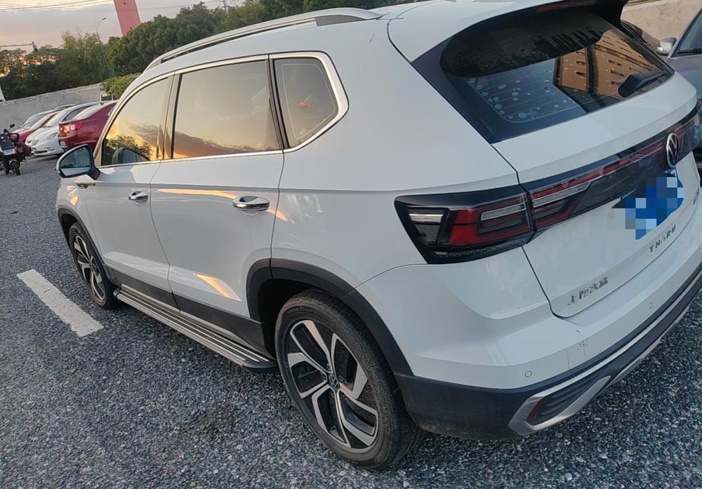 Volkswagen Tharu