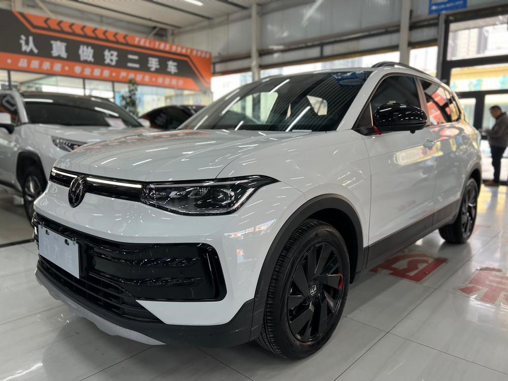 Volkswagen Tharu