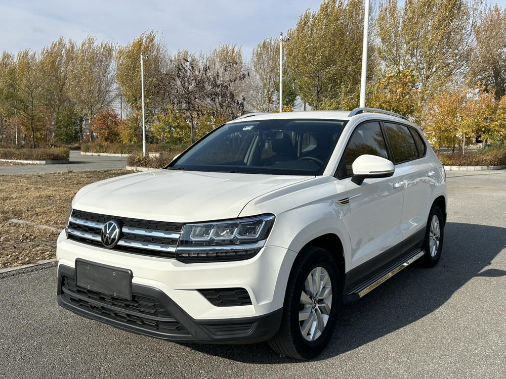 Volkswagen Tharu