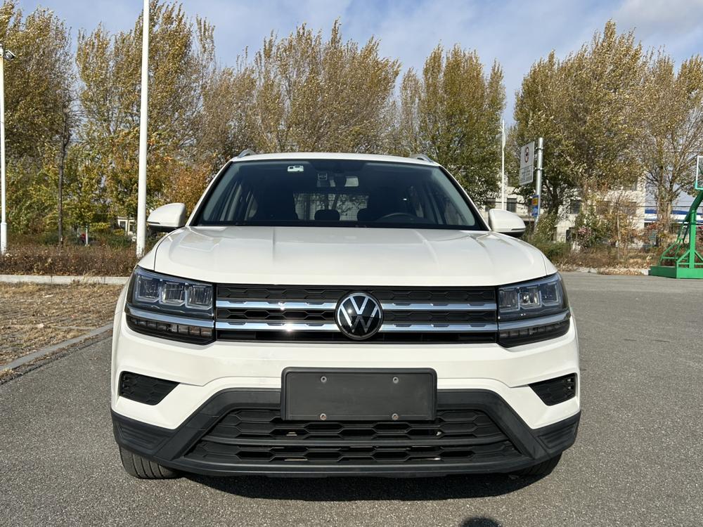 Volkswagen Tharu
