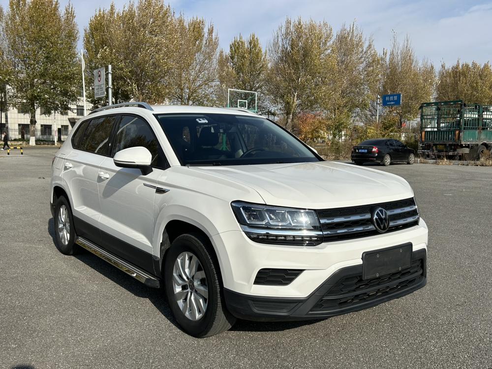 Volkswagen Tharu