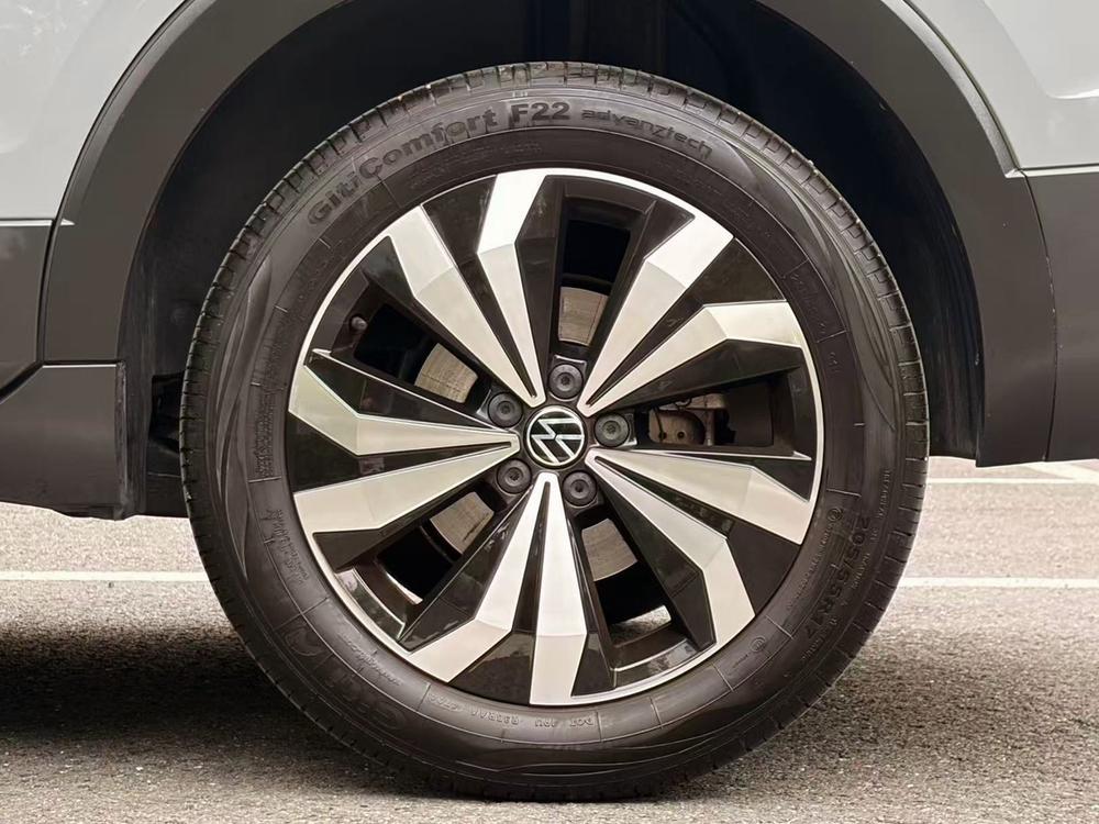 Volkswagen Tharu