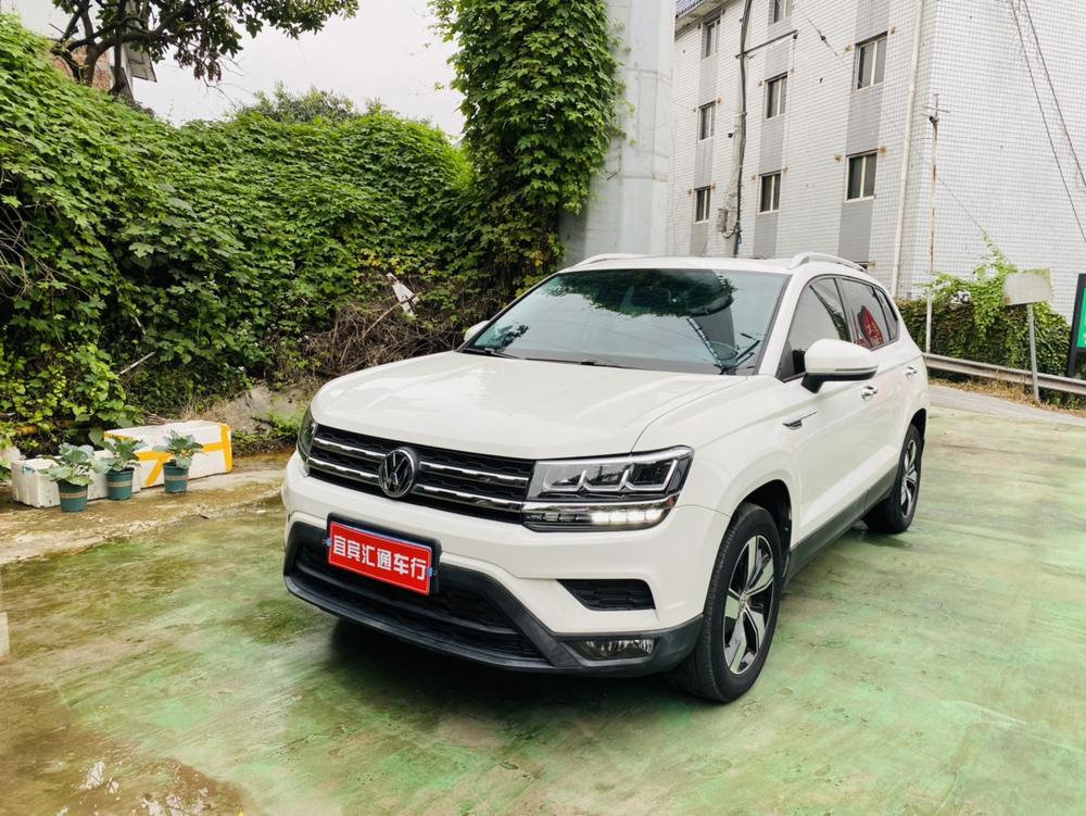 Volkswagen Tharu