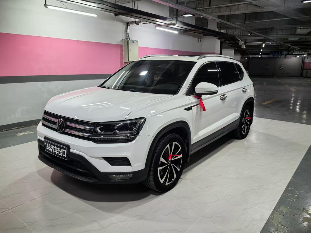 Volkswagen Tharu