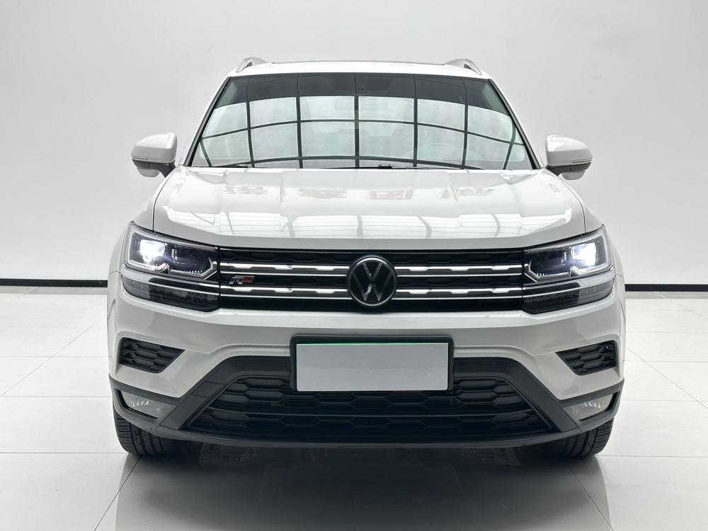 Volkswagen Tharu