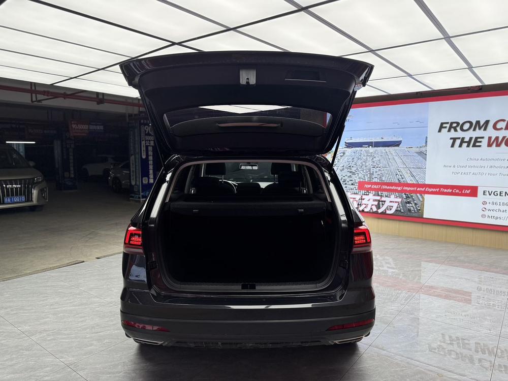 Volkswagen Tharu