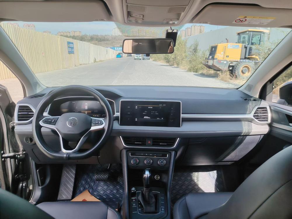 Volkswagen Tharu
