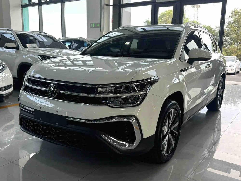 Volkswagen Tharu