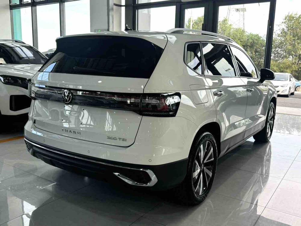 Volkswagen Tharu