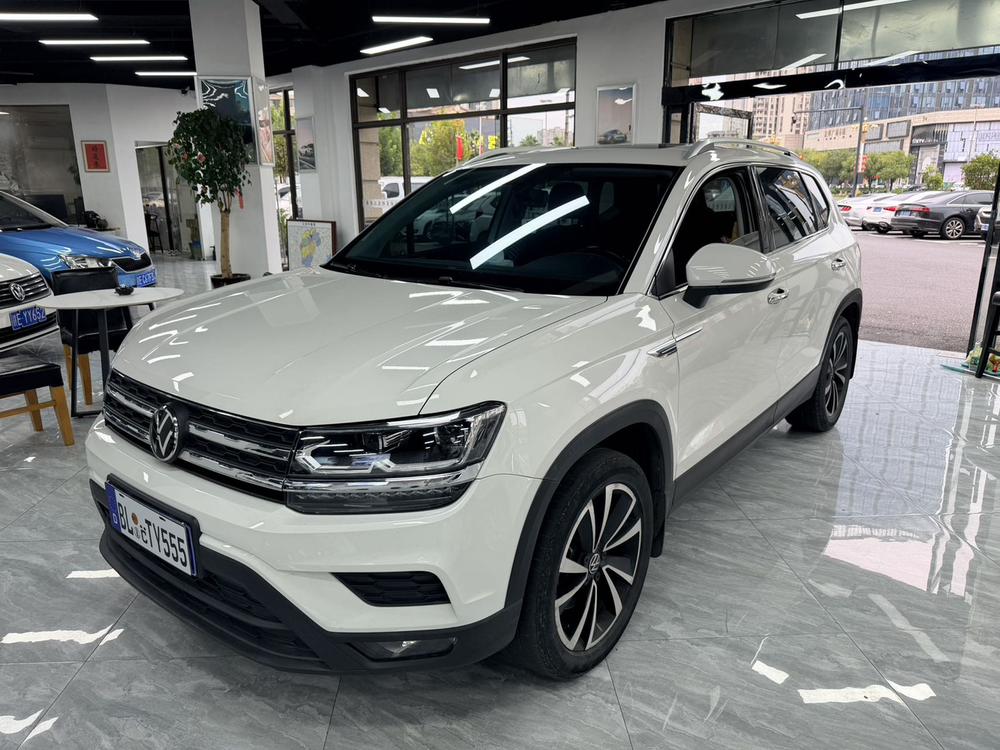 Volkswagen Tharu
