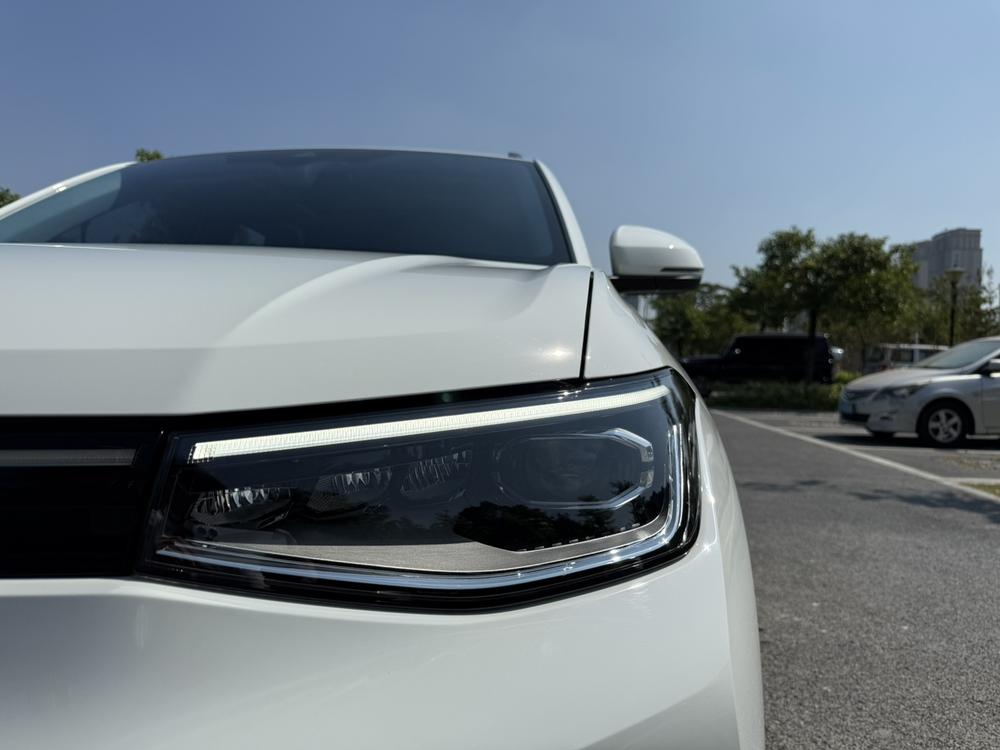 Volkswagen Tharu