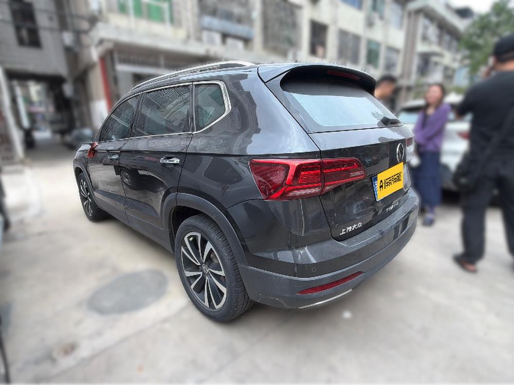 Volkswagen Tharu