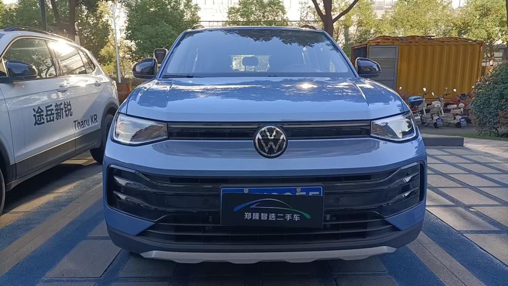 Volkswagen Tharu
