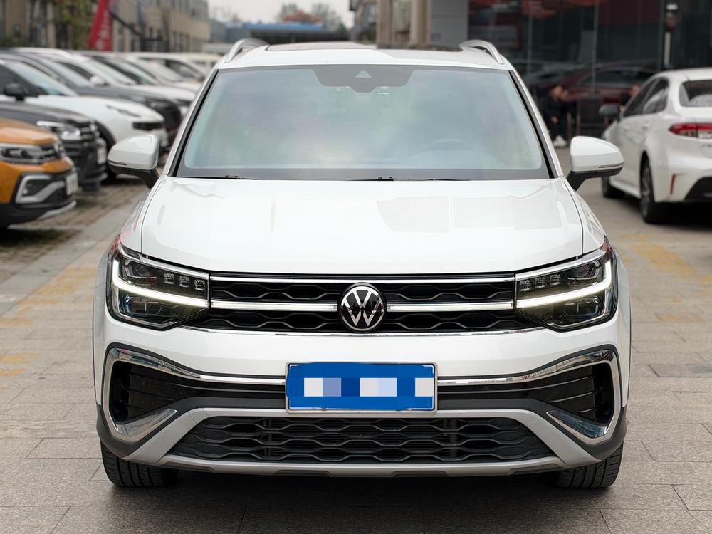 Volkswagen Tharu