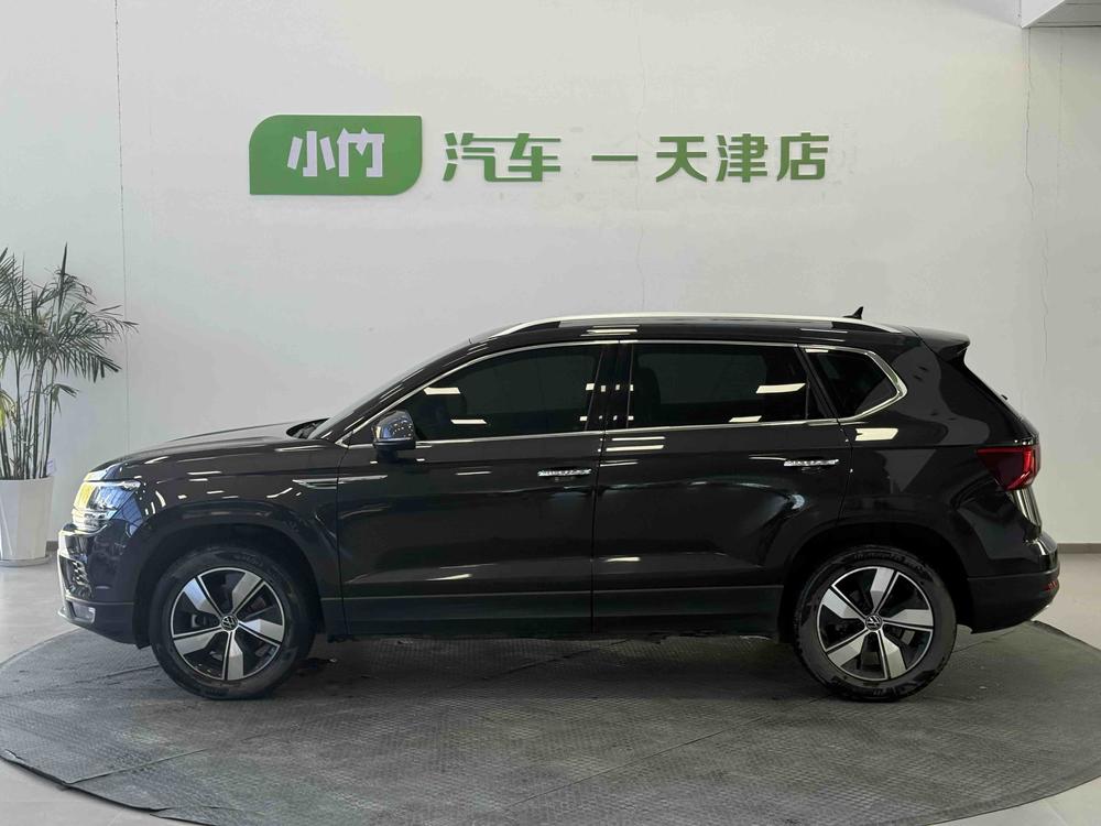 Volkswagen Tharu