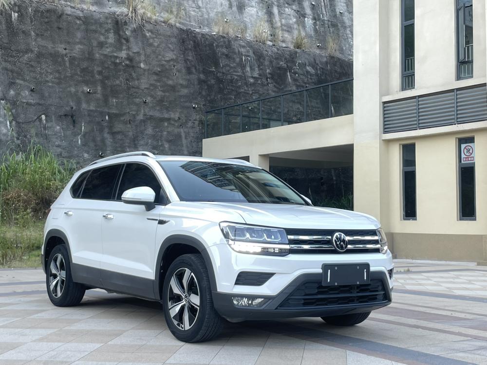 Volkswagen Tharu