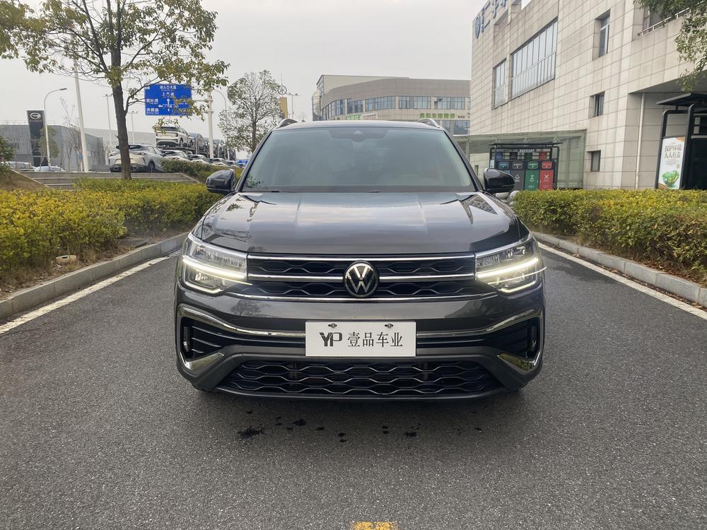 Volkswagen Tharu