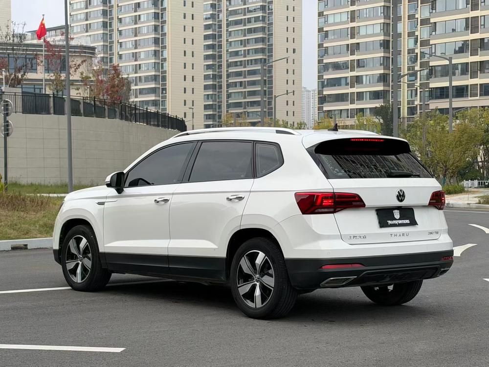 Volkswagen Tharu