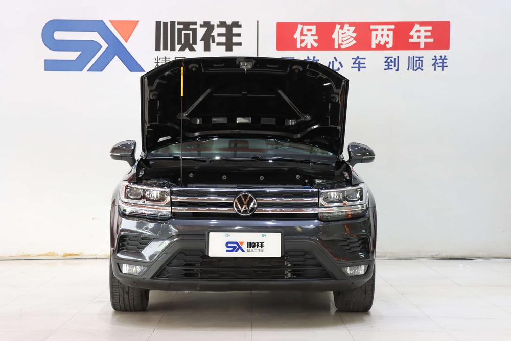 Volkswagen Tharu
