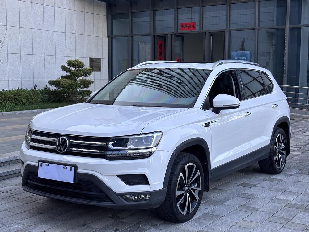 Volkswagen Tharu