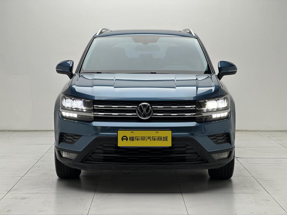 Volkswagen Tharu