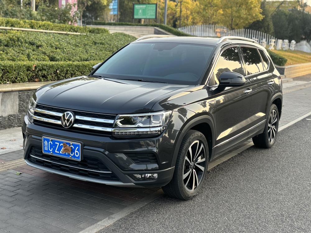 Volkswagen Tharu