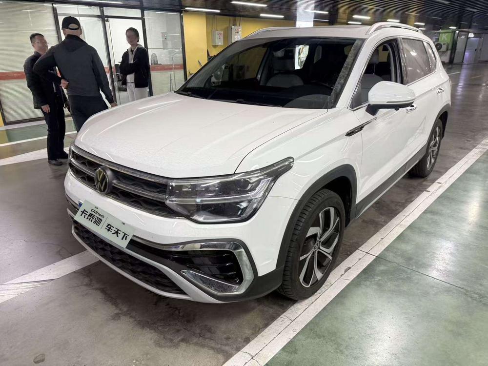 Volkswagen Tharu