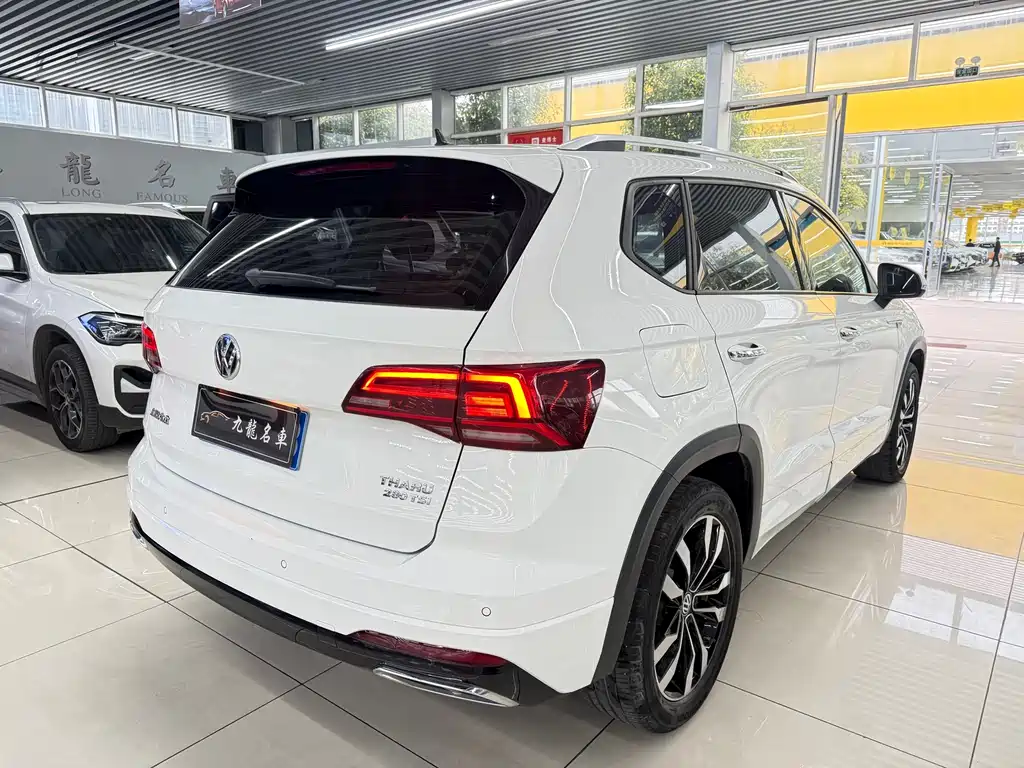 Volkswagen Tharu