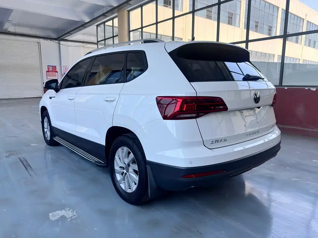 Volkswagen Tharu