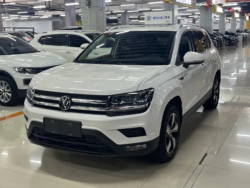 Volkswagen Tharu