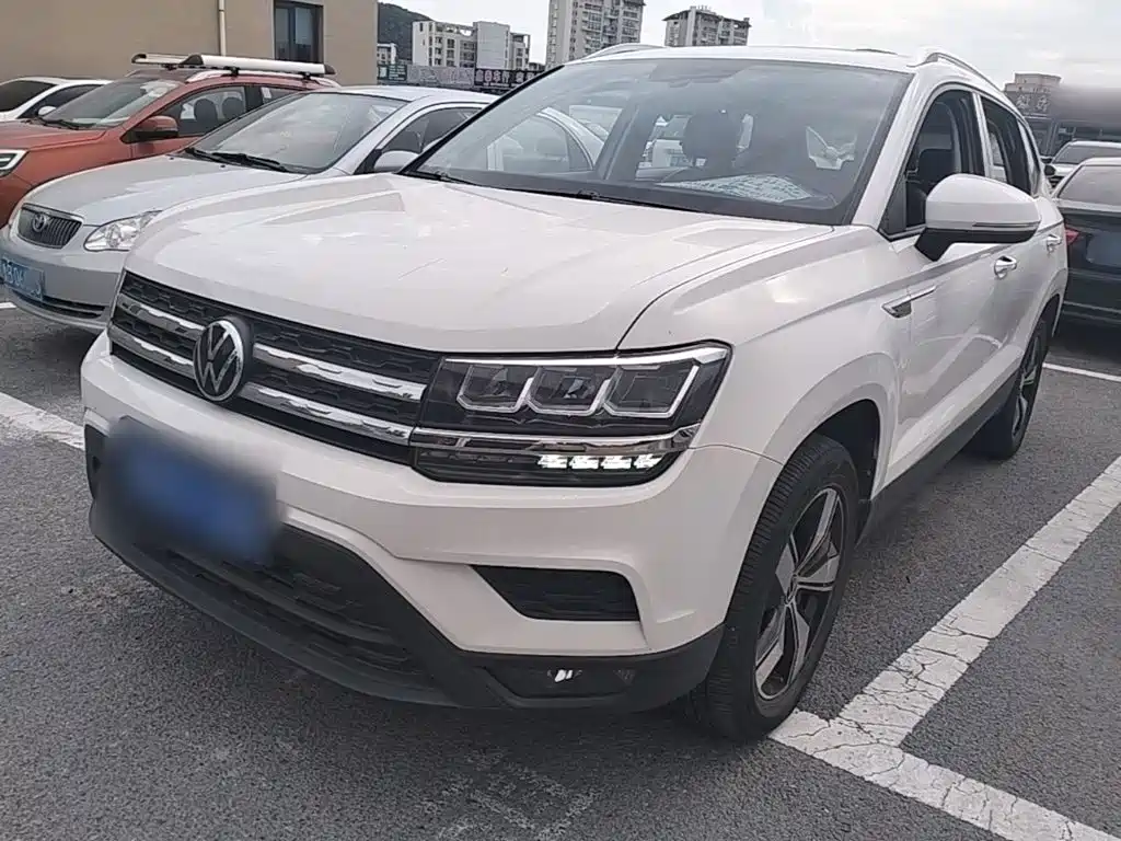 Volkswagen Tharu