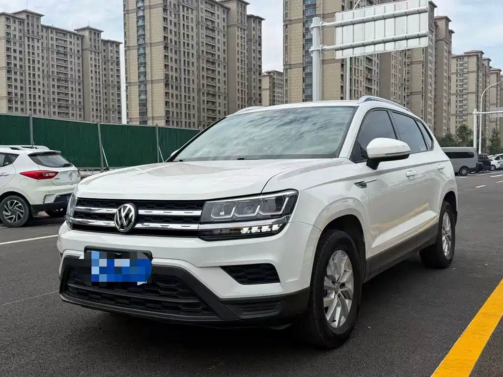 Volkswagen Tharu